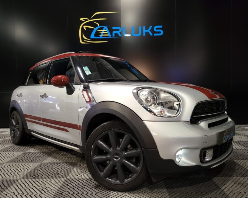 MINI COUNTRYMAN SD COOPER LCi 2.0 143cv PARK LANE TOIT OUVRANT / GPS / ATTELAGE 