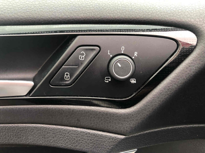 VOLKSWAGEN GOLF VII 2018