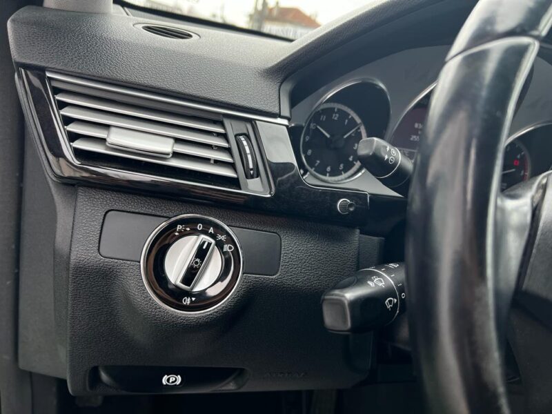 MERCEDES CLASSE E 2009