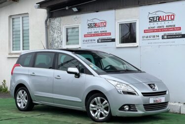PEUGEOT 5008 2010