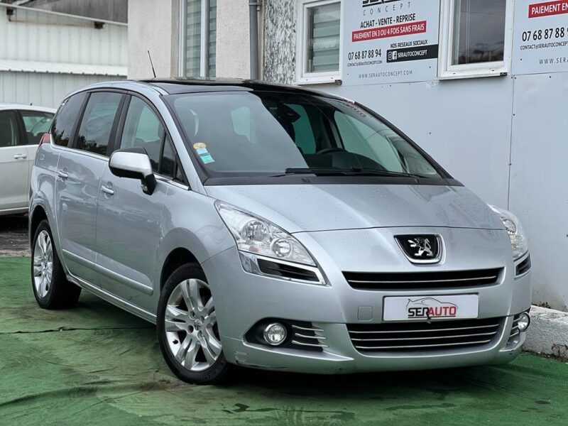 PEUGEOT 5008 2010