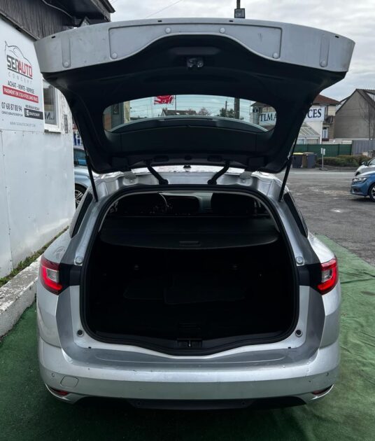 RENAULT MEGANE IV ESTATE 2018