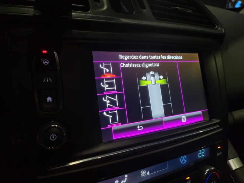 RENAULT KADJAR 1.2 TCE 130 CV INTENS CAMERA / SIEGES CHAUFFANT / TOIT PANO