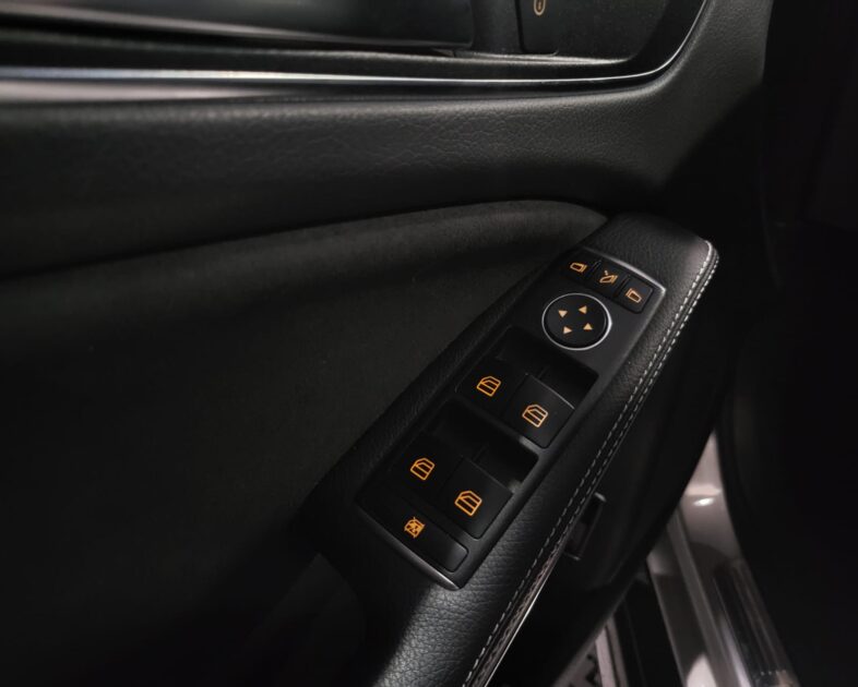 MERCEDES GLA 180d FASCINATION AMG EDITION WITHEART