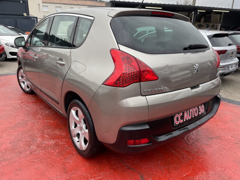 PEUGEOT 3008 2011
