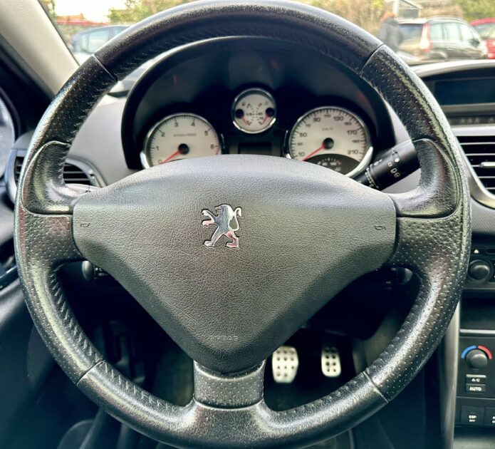 PEUGEOT 207 2009
