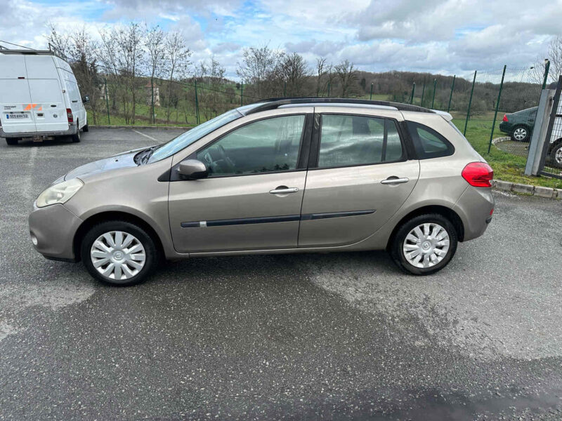 RENAULT CLIO III Grandtour 2009