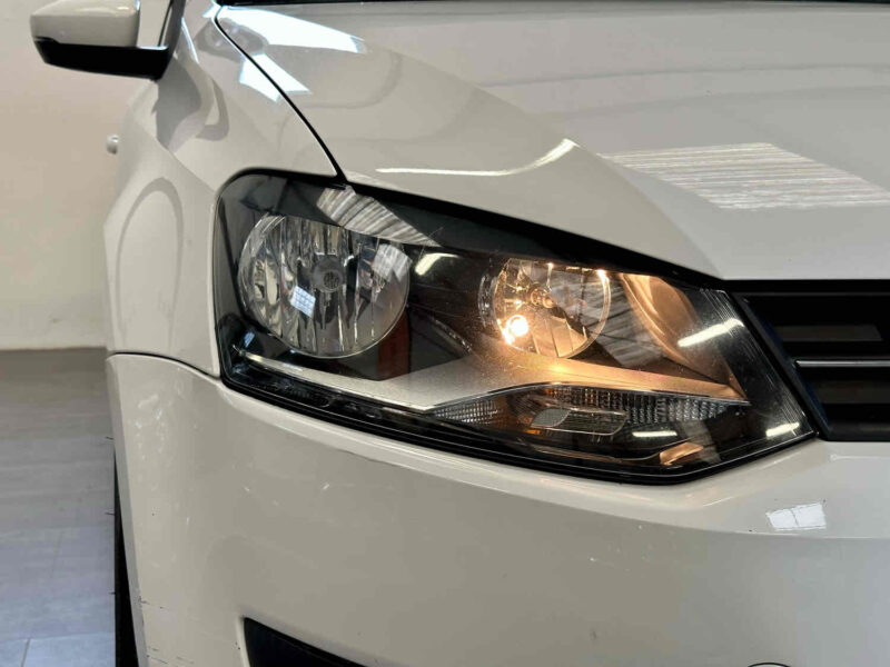 VOLKSWAGEN POLO V 2010