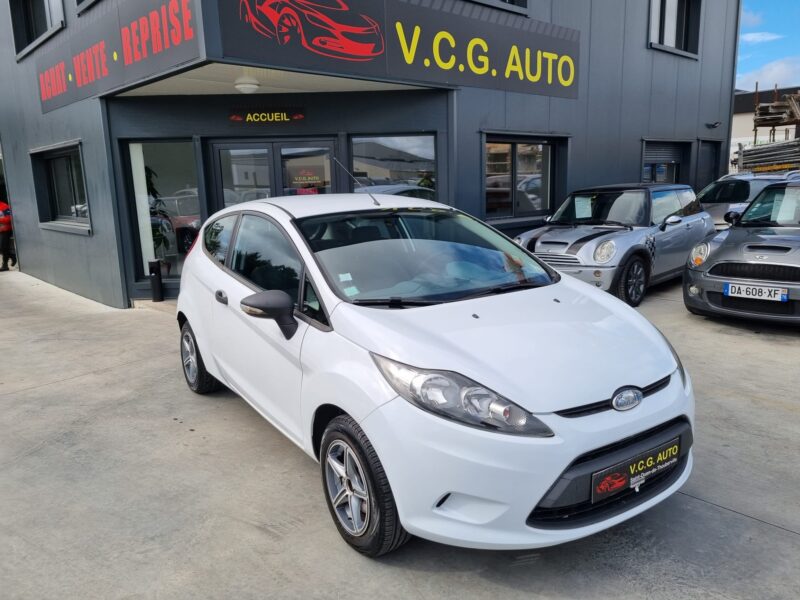 FORD FIESTA VI 1.25 60 Ambiente 