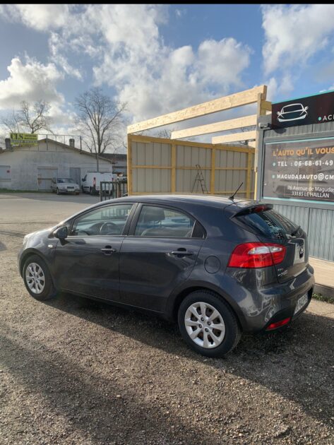 KIA RIO III 2015