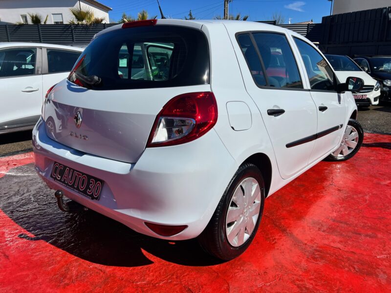 RENAULT CLIO III 2009