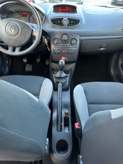 RENAULT CLIO III 2009