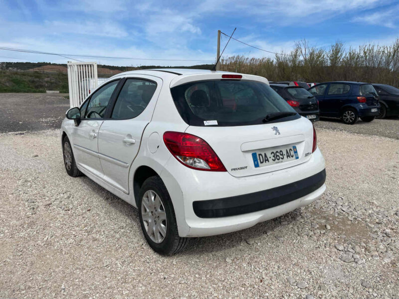 PEUGEOT 207 5 portes 1.4 e 73 cv