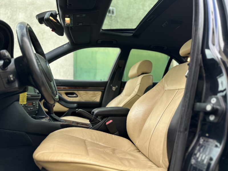 BMW 540I V8 PACK M E39 PAYER EN 4X