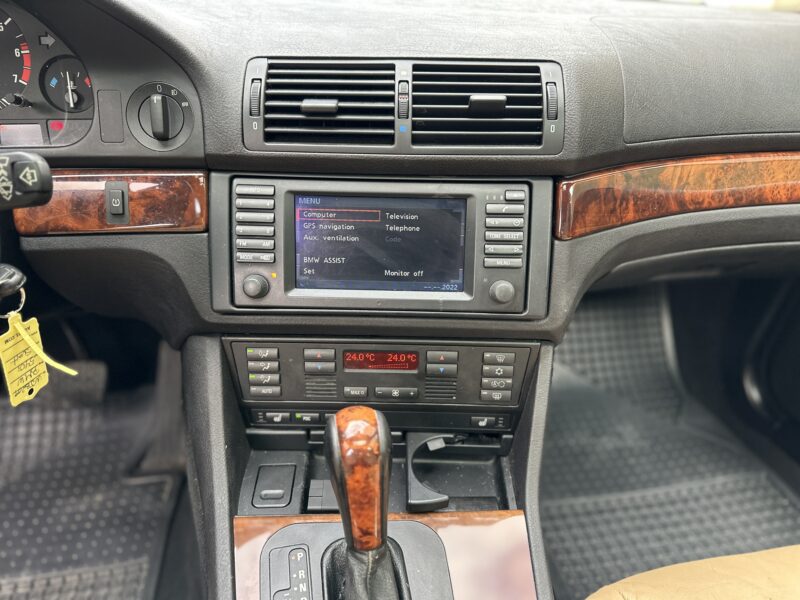 BMW 540I V8 PACK M E39 PAYER EN 4X