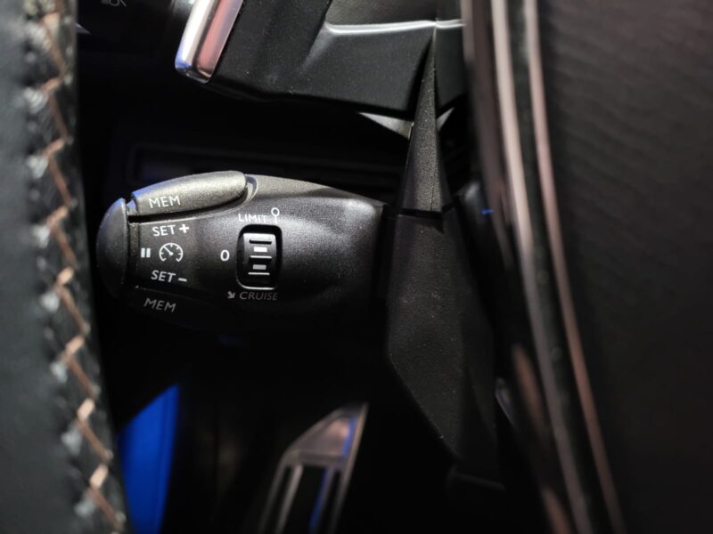 PEUGEOT 3008 GT LINE 1.6 THP 165CH EAT6