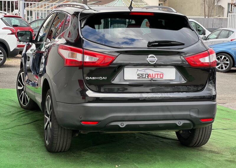 NISSAN QASHQAI II 2014