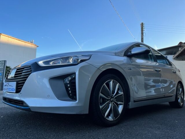 HYUNDAI IONIQ 1,6 HYBRID EXECUTIVE 2016
