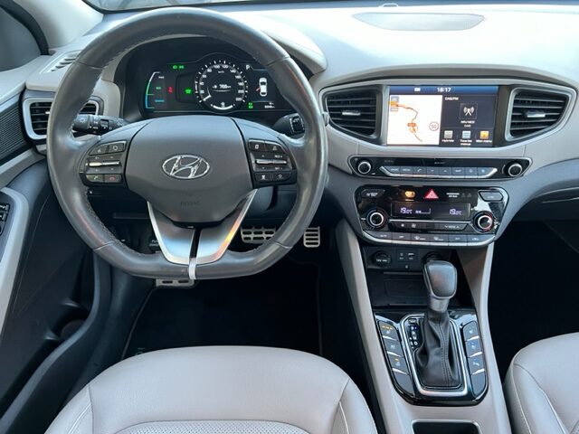 HYUNDAI IONIQ 1,6 HYBRID EXECUTIVE 2016