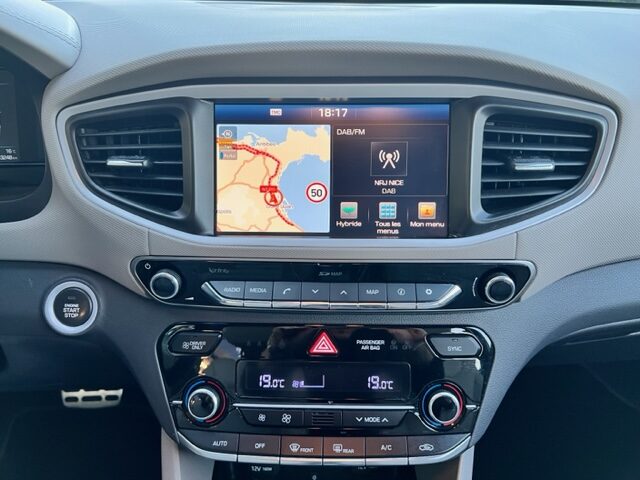 HYUNDAI IONIQ 1,6 HYBRID EXECUTIVE 2016