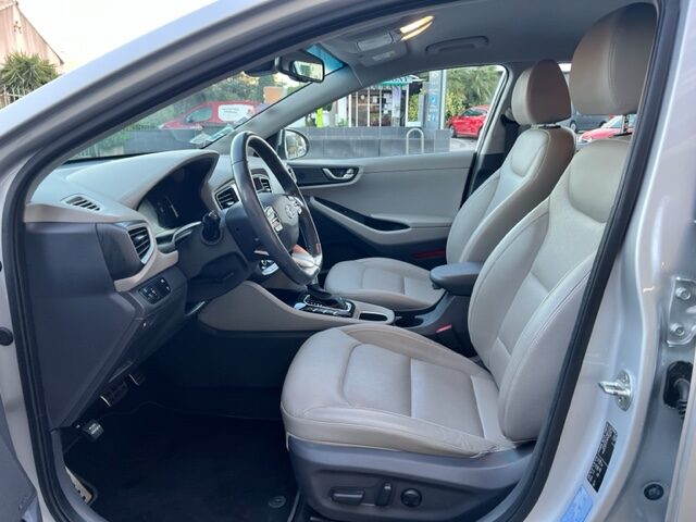 HYUNDAI IONIQ 1,6 HYBRID EXECUTIVE 2016