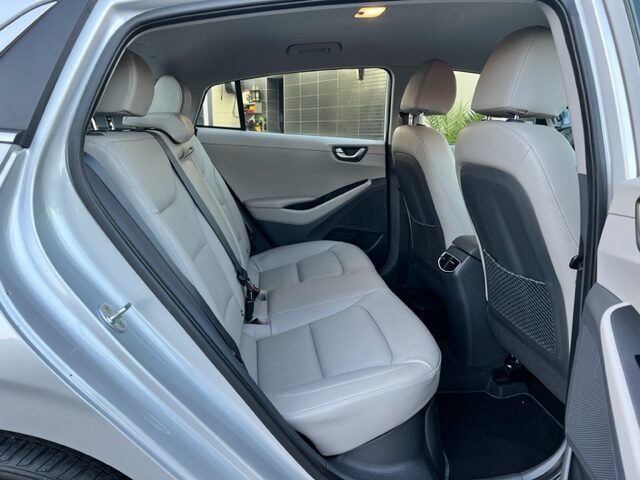 HYUNDAI IONIQ 1,6 HYBRID EXECUTIVE 2016