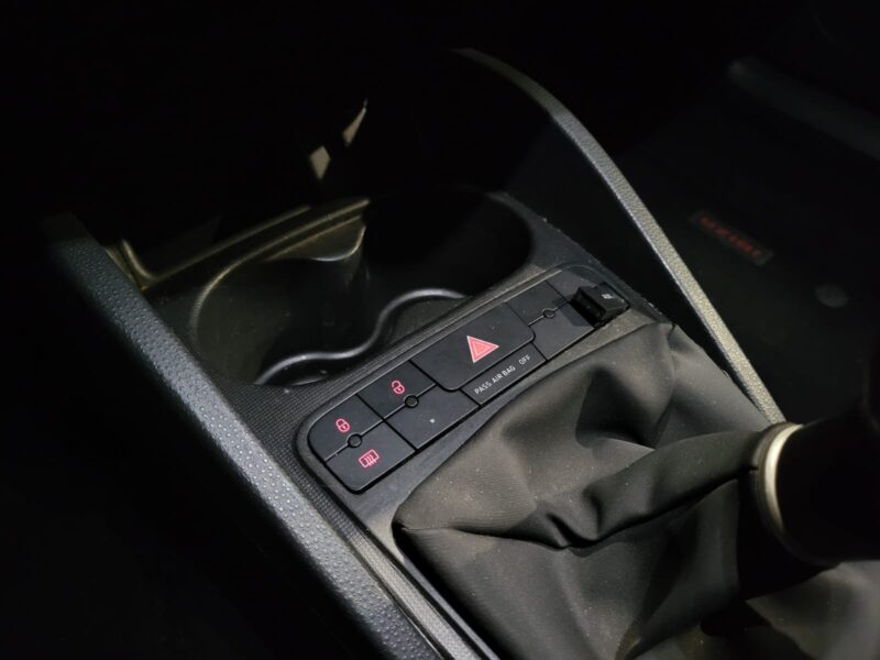 SEAT IBIZA IV 1.6 i 105cv SPORT PACK AERO