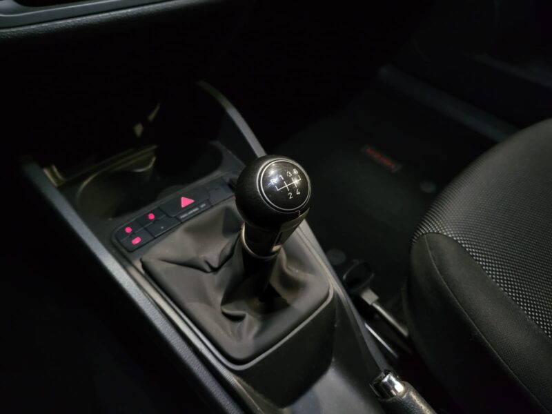 SEAT IBIZA IV 1.6 i 105cv SPORT PACK AERO