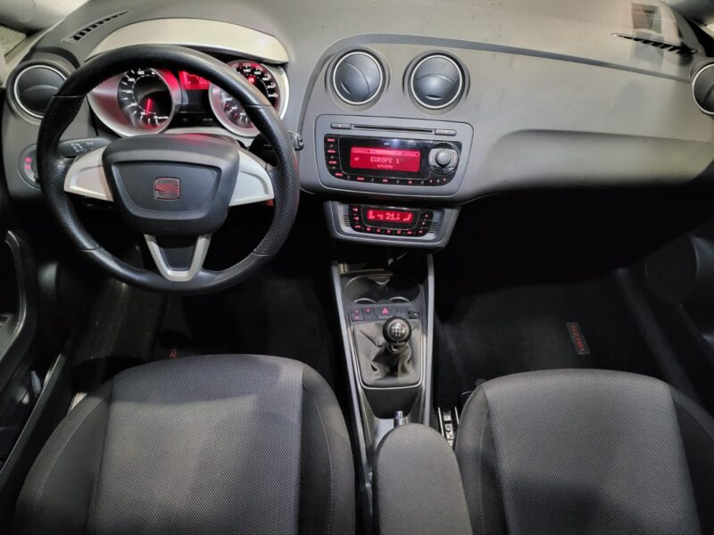 SEAT IBIZA IV 1.6 i 105cv SPORT PACK AERO