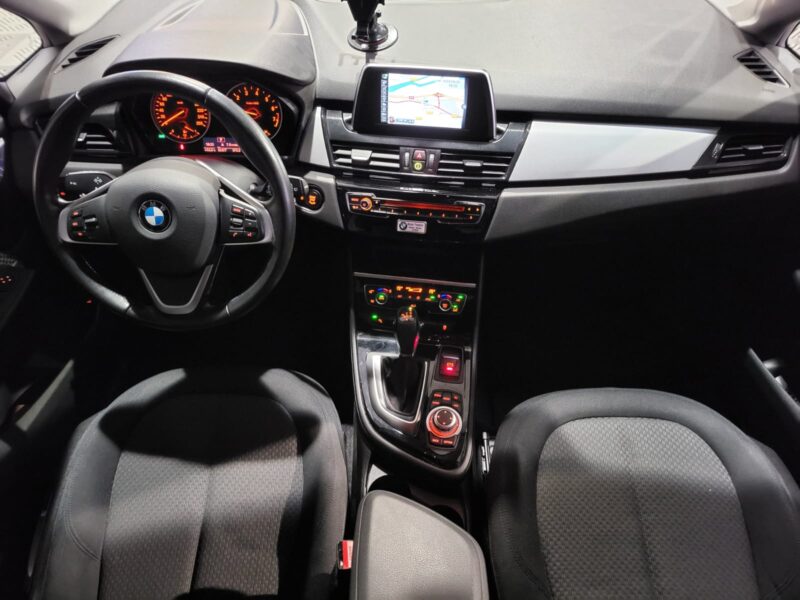 BMW SERIE 2 Active Tourer 220i 192Cv LOUNGE BVA SUIVI BMW