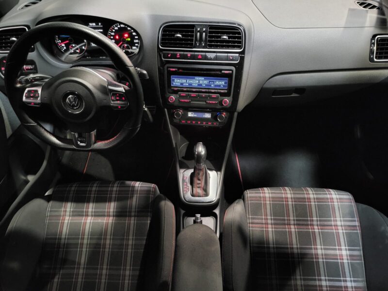 VOLKSWAGEN POLO GTI 1.4 180CH SUIVI VW