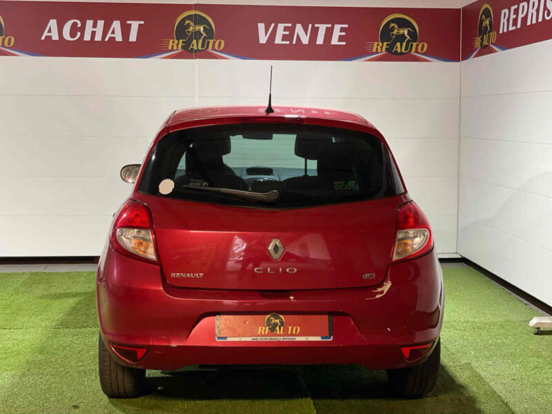 RENAULT CLIO III 2011 1.5 dCi 68cv