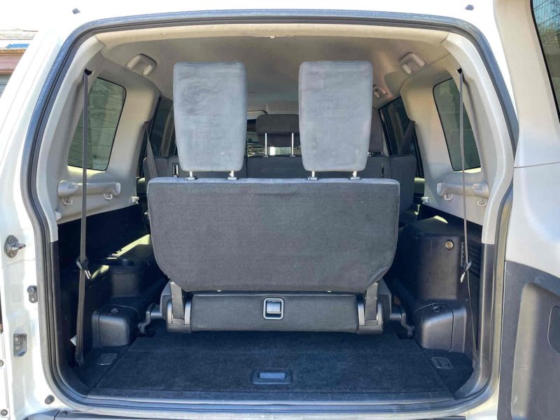 MITSUBISHI PAJERO Long 2010