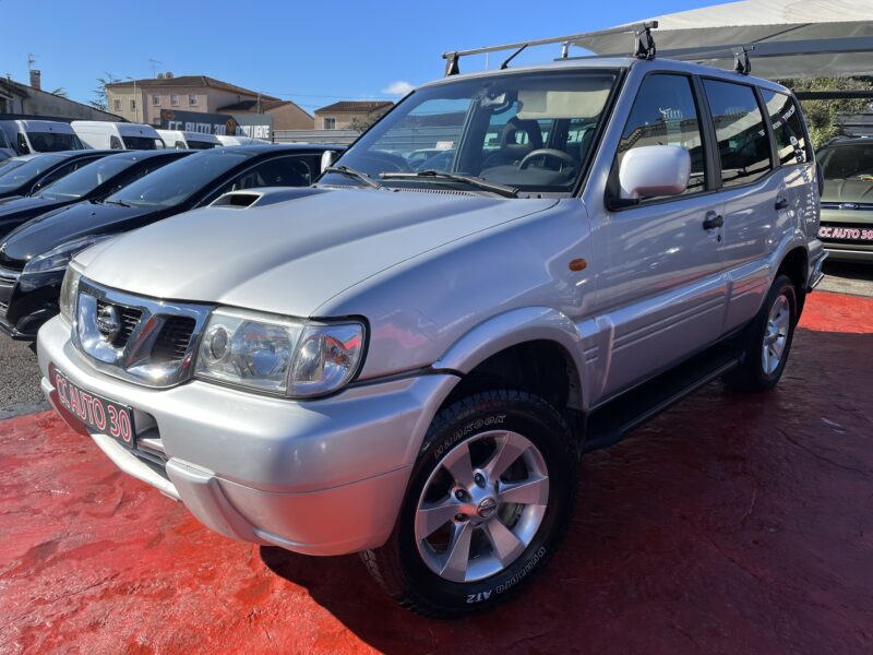 NISSAN TERRANO II 2004