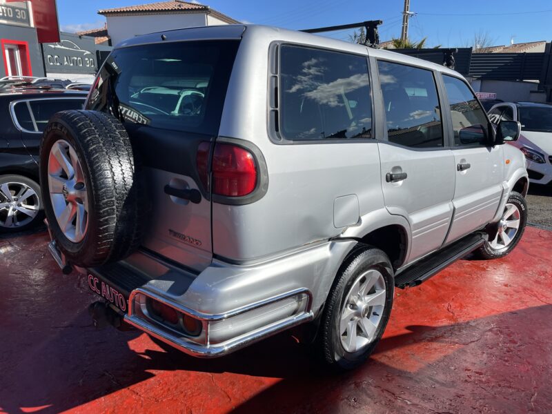 NISSAN TERRANO II 2004