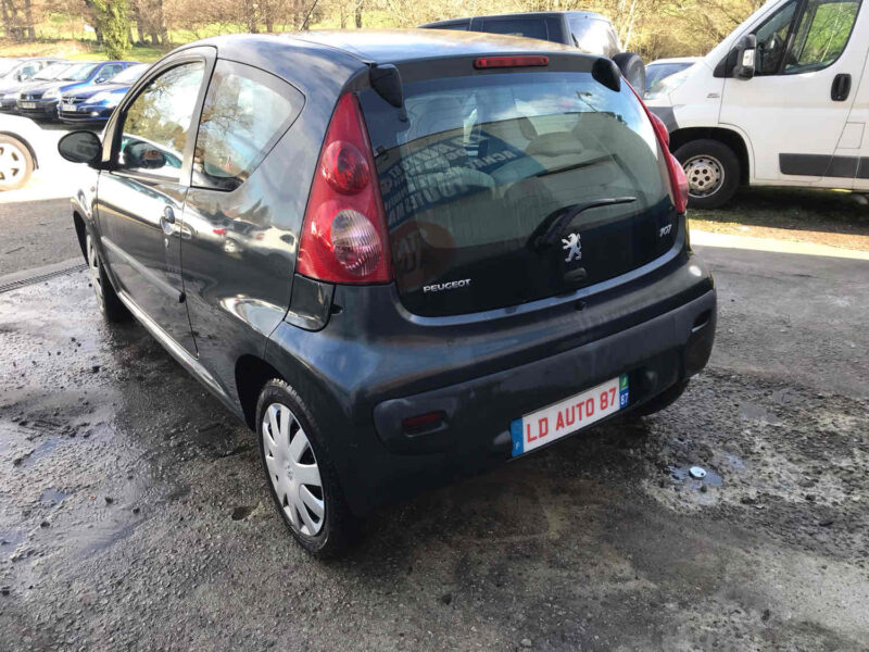 PEUGEOT 107 2007