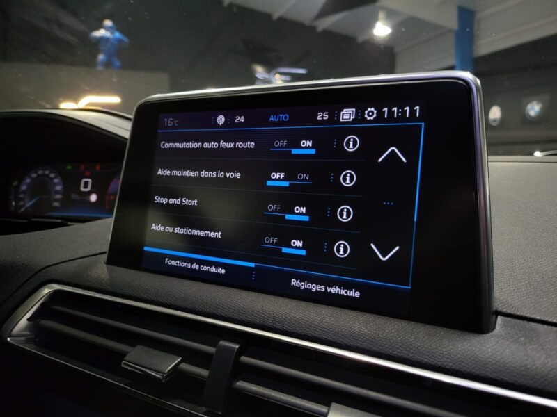 PEUGEOT 5008 II 1.5 BlueHDi 130cv PACK ALLURE 7 PLACES BVM6 KEYLESS