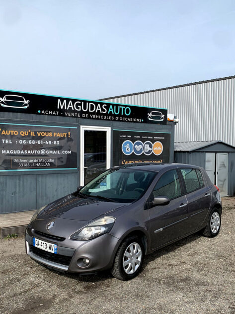 RENAULT CLIO Edition Tomtom 1.2i 75ch