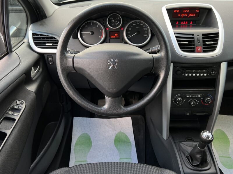 PEUGEOT 207 1.4 HDi 70 Cv 1ERE MAIN / 5 PORTES - Garantie1an