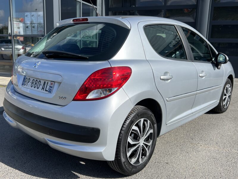 PEUGEOT 207 1.4 HDi 70 Cv 1ERE MAIN / 5 PORTES - Garantie1an