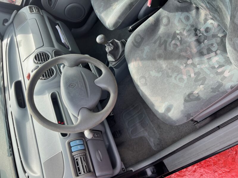 RENAULT TWINGO I 2005