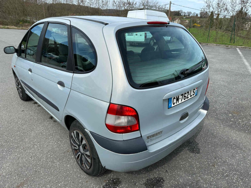 RENAULT SCÉNIC I Monospace 2002
