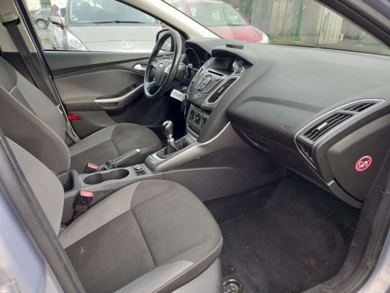 FORD FOCUS III Turnier 2014