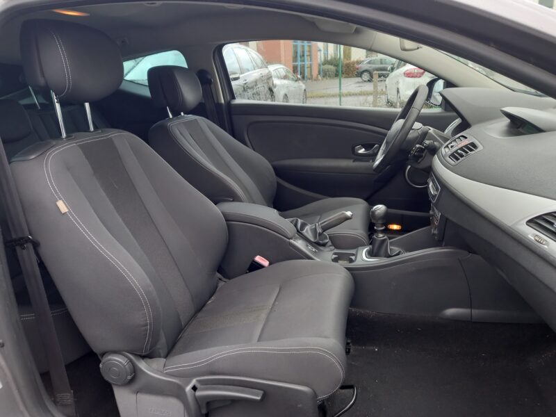 RENAULT MEGANE III Coupé 2009