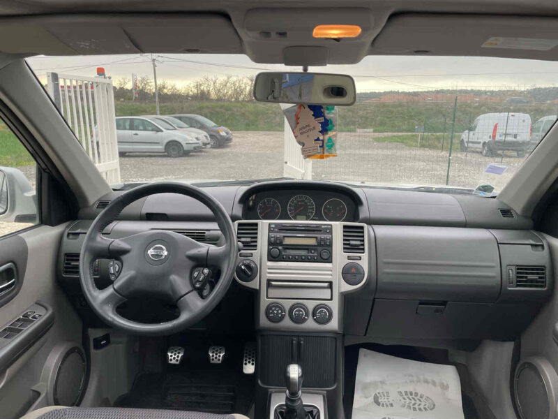 NISSAN X-Trail Phase 2 2.2 dCi 4x4 136cv