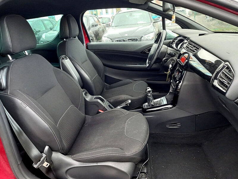 CITROEN DS3 2011