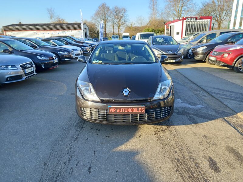 RENAULT LAGUNA Coupé 2011