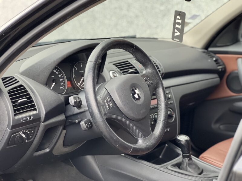 BMW SERIE 1 2.0L 143CH LUXE