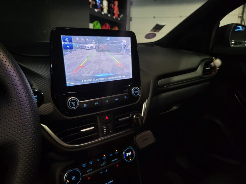 FORD PUMA ST-LINE ECOBOOST 12/2020 / TOIT OUVRANT / SIEGES CHAUFFANTS / APPLE CARPLAY / CAMERA DE RE