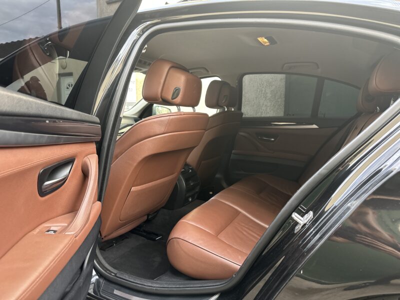 BMW 520 D F10 PACK M BOITE AUTO PAYER EN 4 X 